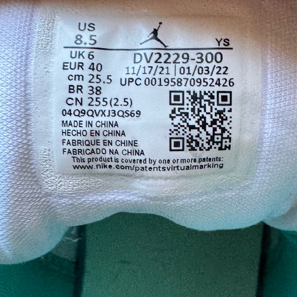 Women’s  Air Jordan 1 Mid. In washed Teal. Size 8.5 - Picture 10 of 11